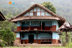200 year old mud house at Chalamthang